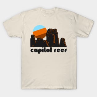 Retro Capitol Reef ))(( Tourist Souvenir National Park Design T-Shirt